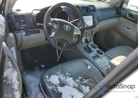 2011 Toyota Highlander Base из США, поврежденный, VIN 5TDBK3EH7BS060652